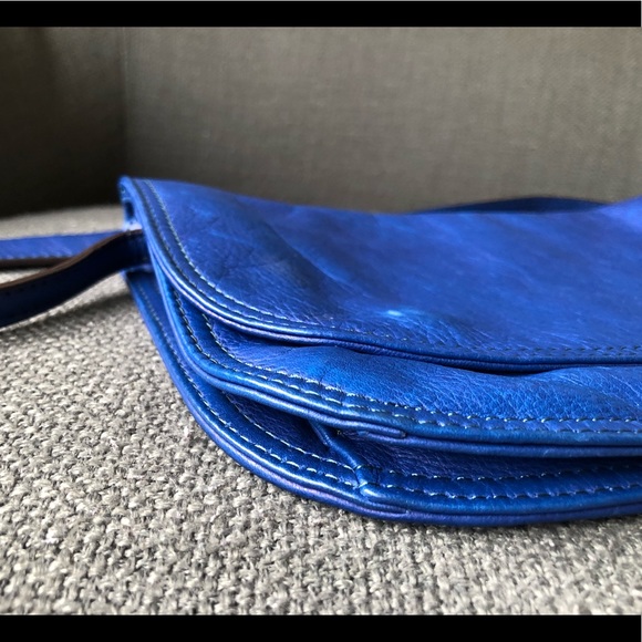 Rabeanco Arielle Crossbody Bag - Picture 8 of 8